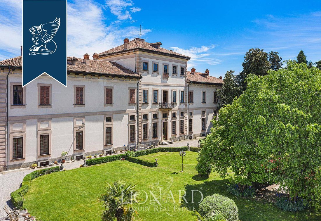 Villa in Vittuone, Lombardy, Italy 1 - 11511233