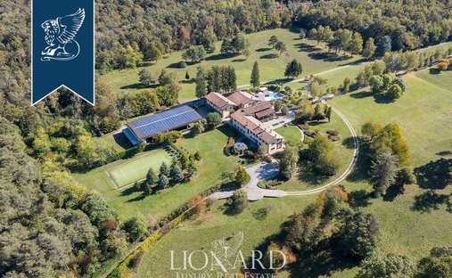 Villa in Tradate, Lombardy, Italy 1