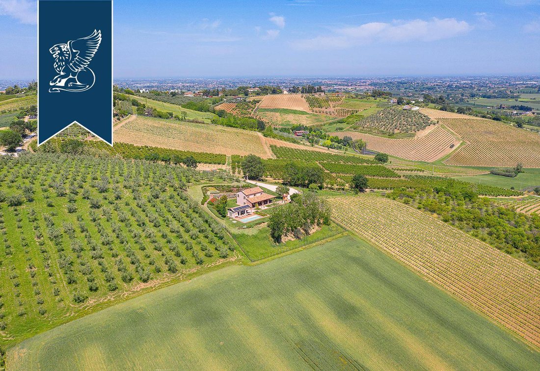 Villa in Longiano, Emilia-Romagna, Italy 4 - 12080888
