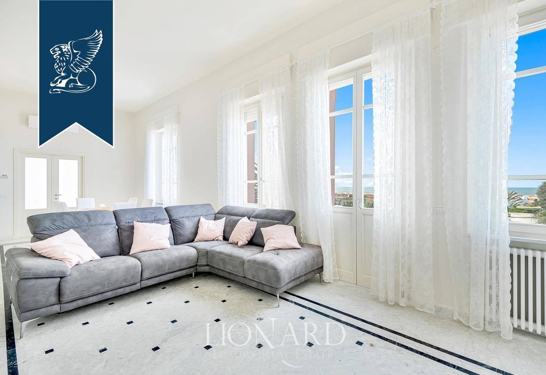 Villa in Center, Forte dei Marmi, Tuscany 3 - 12970347