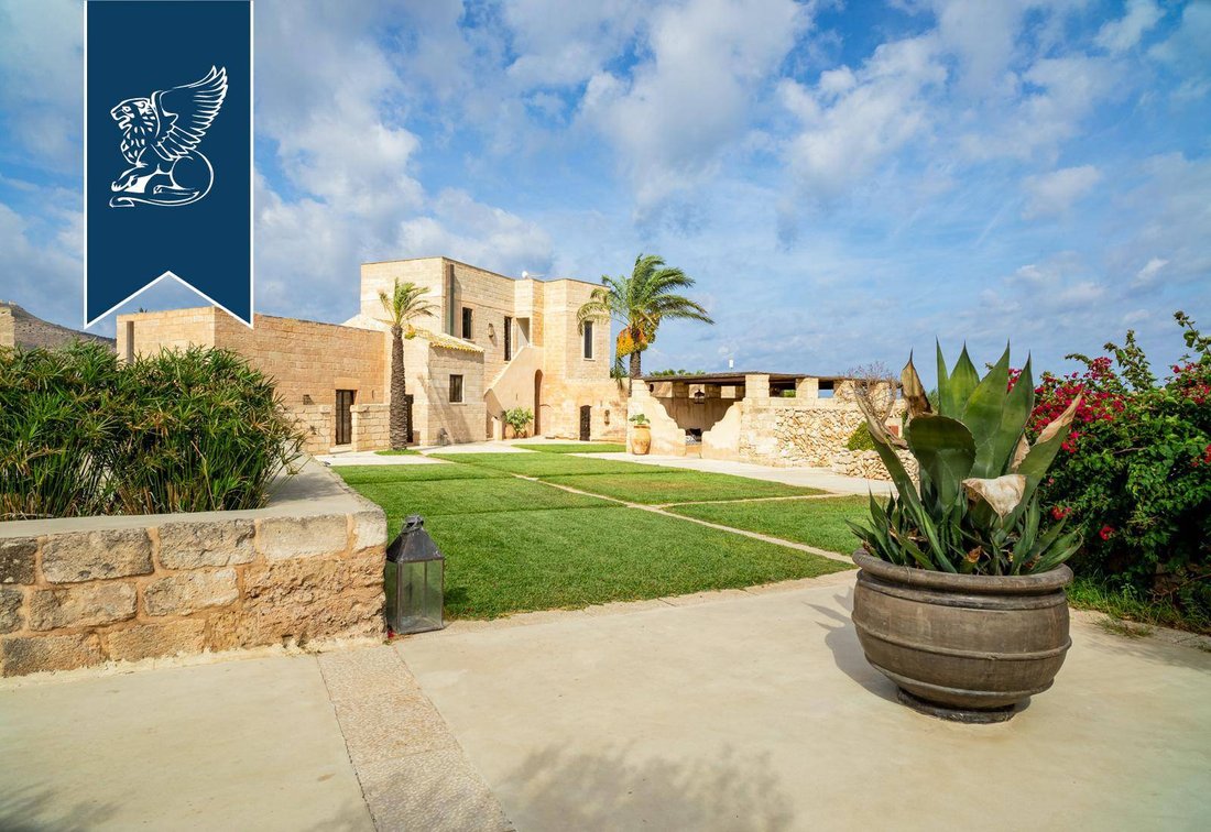 Villa in Favignana Island, Sicily, Italy 4 - 12381905
