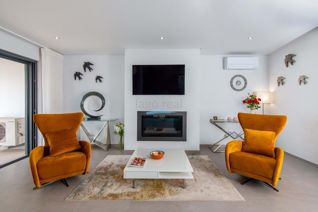 Townhouse in Loule (Sao Clemente), Algarve, Portugal 3 - 15064408