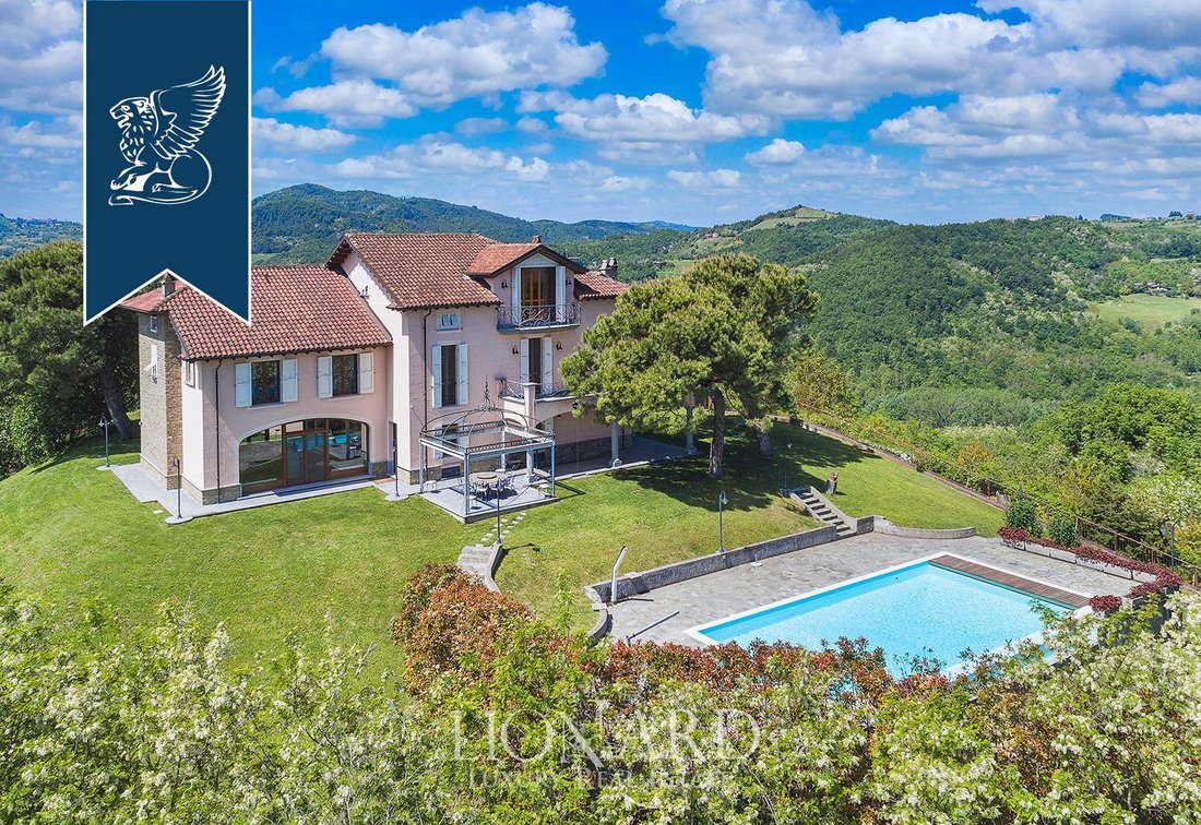 Villa in Cremolino, Piedmont, Italy 2 - 11252367