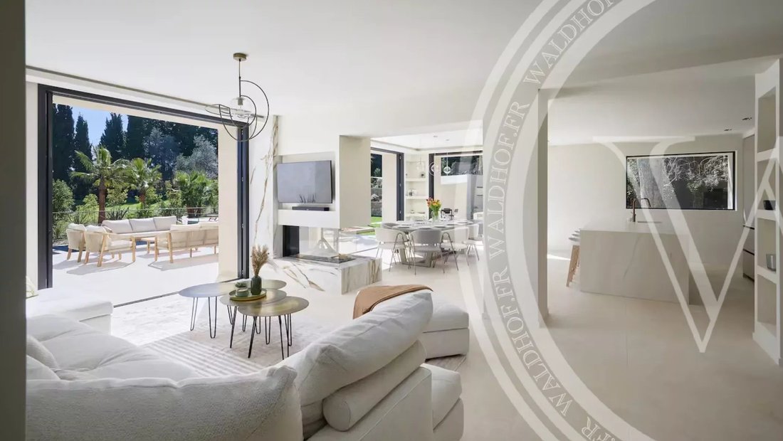 Villa in Mougins, Provence-Alpes-Côte d'Azur, France 4 - 15064771