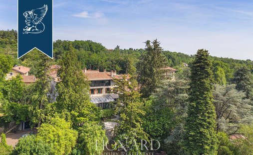Castle for Sale in Montonate, Lombardy, Italy