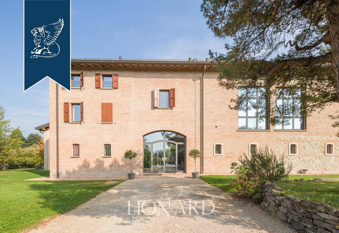 Villa in Quattro Castella, Emilia-Romagna, Italy 5 - 11252328
