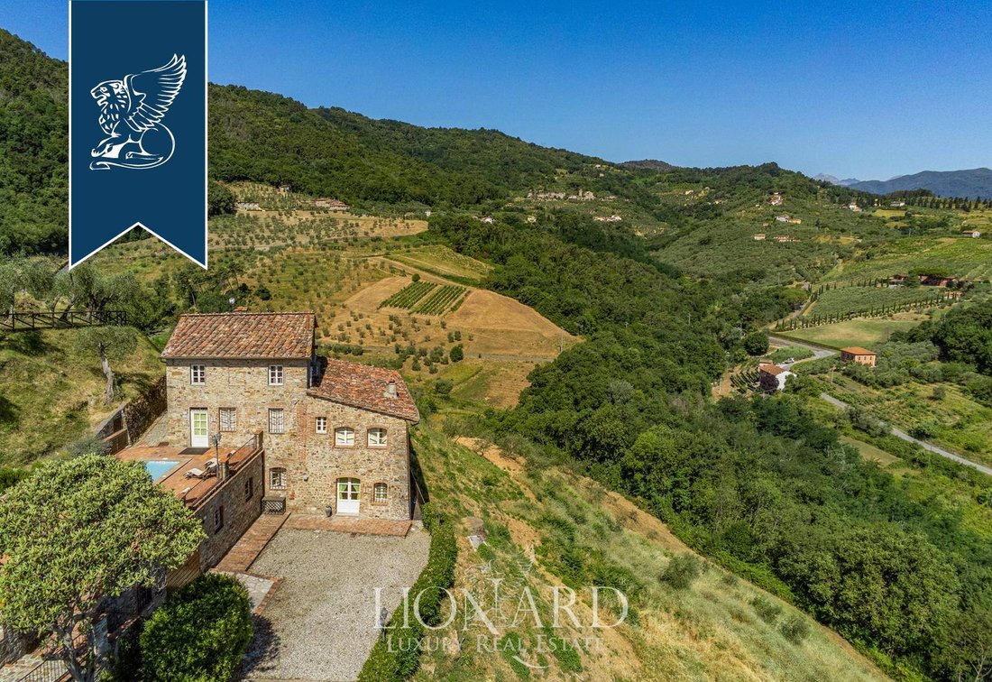 Villa in Pieve di Brancoli, Lucca, Tuscany 2 - 11598972