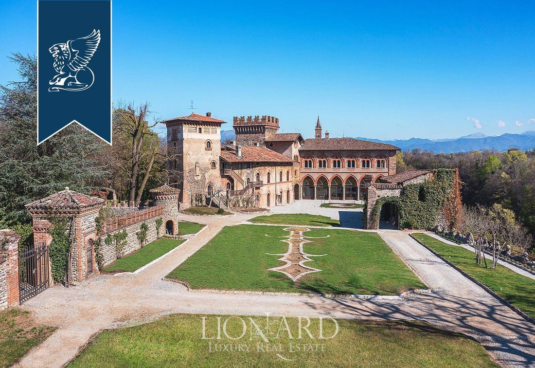 A 14th-Century Lombard Dream: Where Renaissance Splendor Meets Medieval Majesty