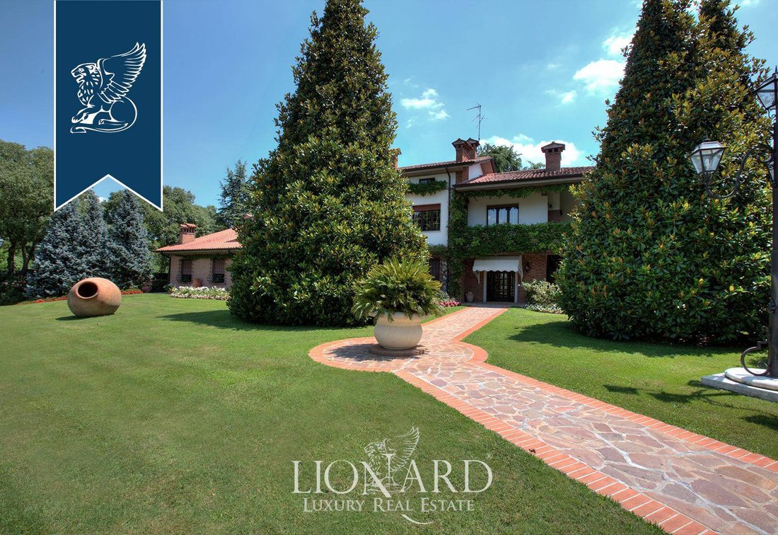 Villa in Volta Mantovana, Lombardy, Italy 5 - 10918604