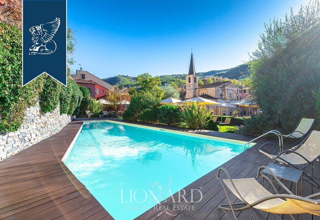 Villa in Borgomaro, Liguria, Italy 1 - 12488884
