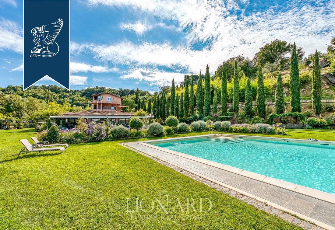 Villa in Bassano In Teverina, Lazio, Italy 1 - 12364129