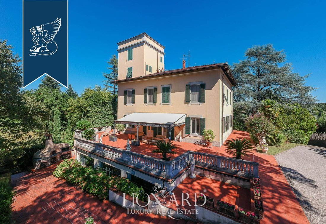Villa in Area Monte San Quirico - Sant'Alessio, Lucca, Tuscany 2 - 11240677