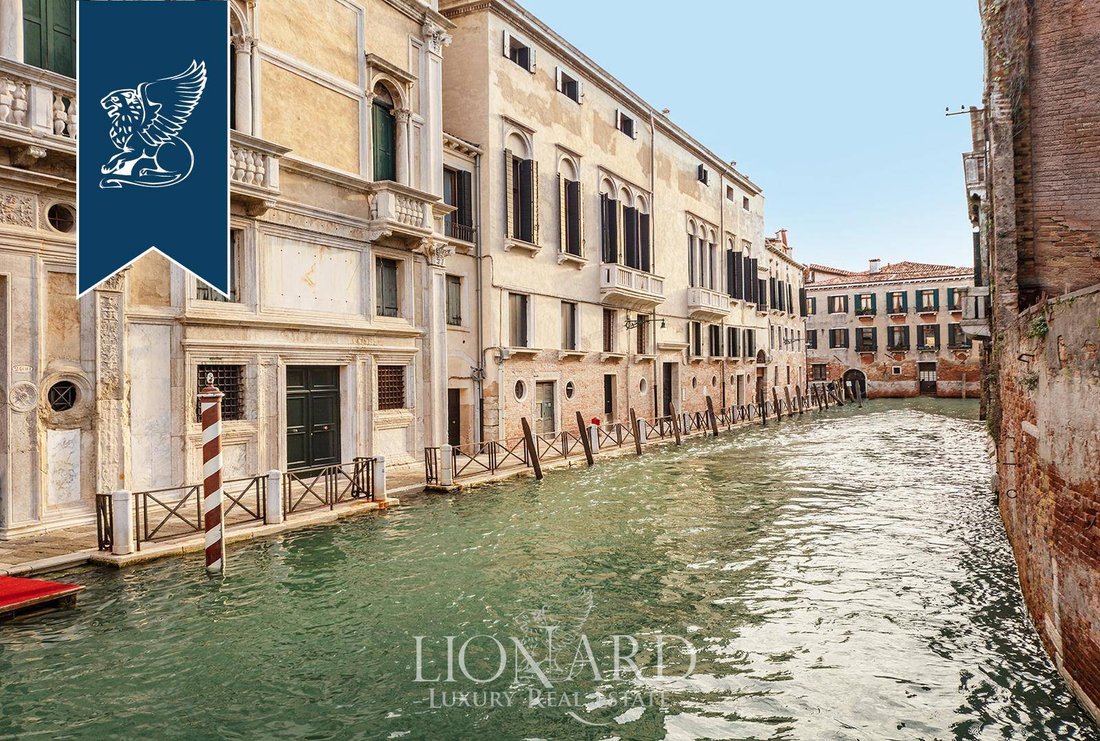 Apartment in Venice Historic Centre, Venice, Italy 3 - 11559357