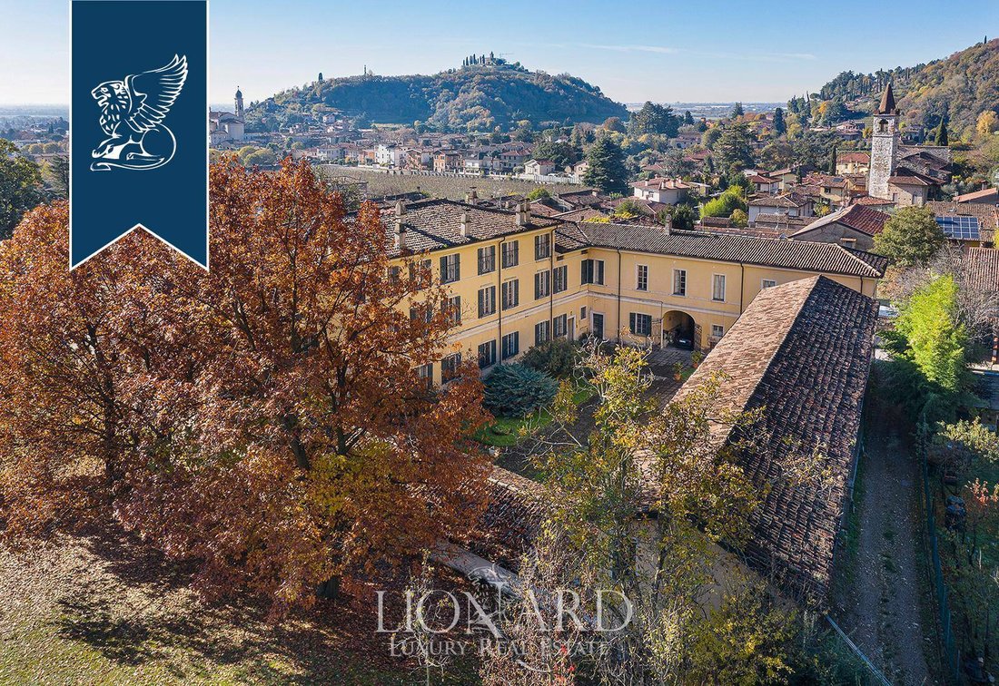 Villa in Gussago, Lombardy, Italy 5 - 12673136