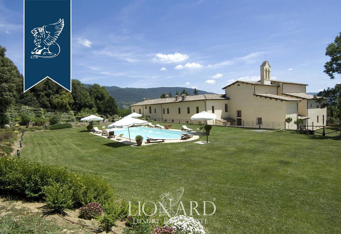 Villa in Massa Martana, Umbria, Italy 2 - 10919240