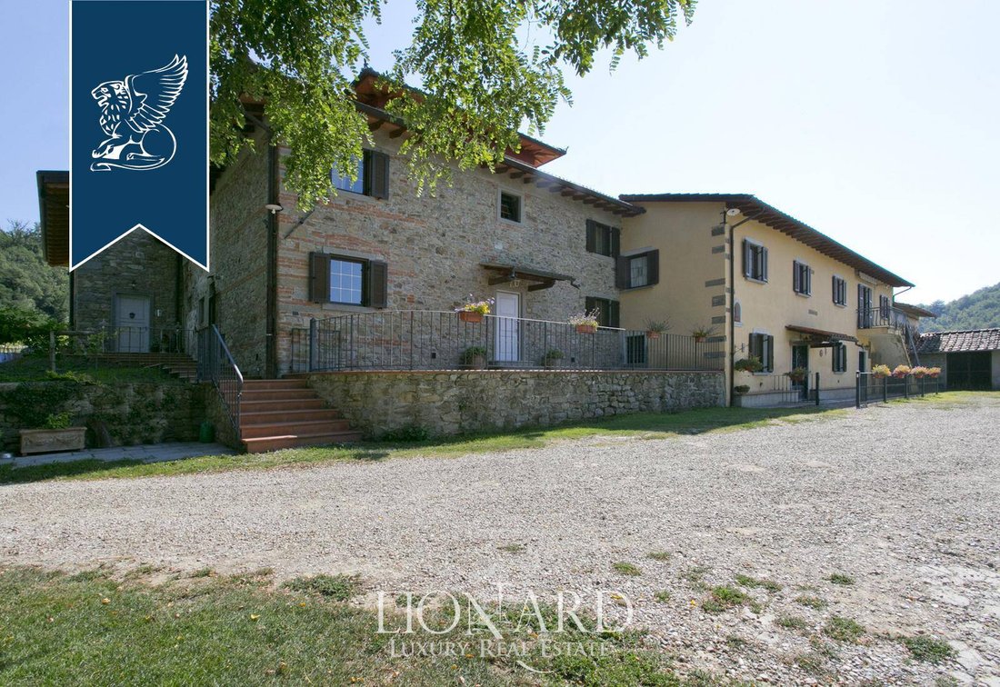 Villa in Vicchio, Tuscany, Italy 4 - 10919470