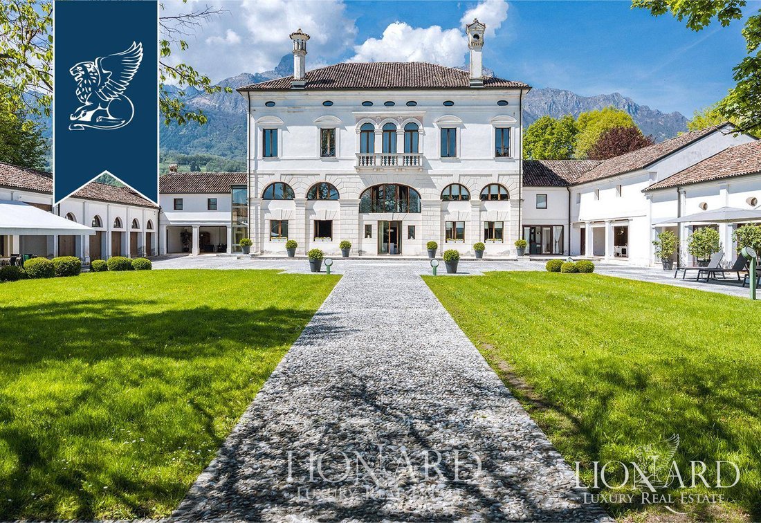 Villa in Santa Giustina, Veneto, Italy 2 - 12918996