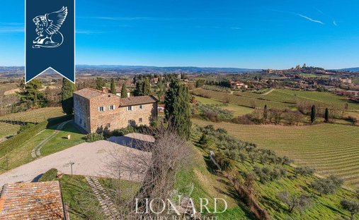 Villa in San Gimignano, Tuscany, Italy 1