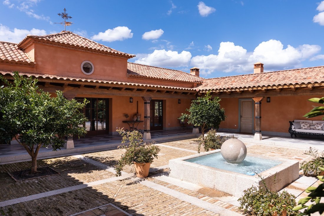 Farm Ranch in Cáceres, Extremadura, Spain 2 - 14264550