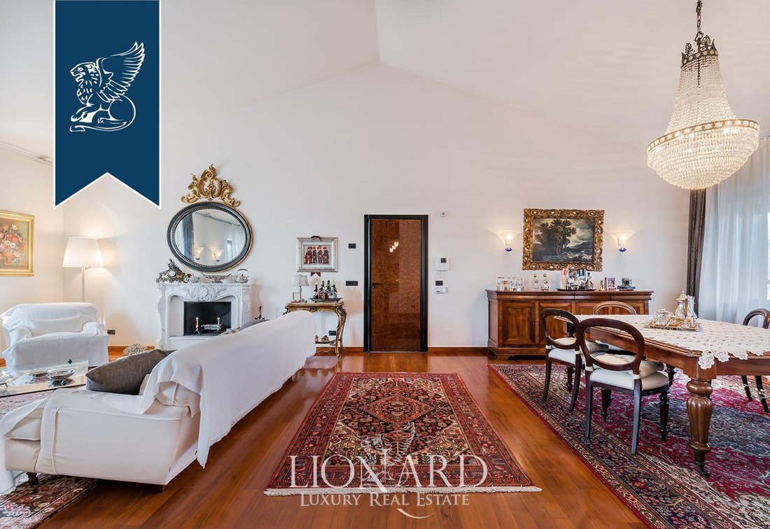 Apartment in Lungomare, Viareggio, Tuscany 4 - 11127424