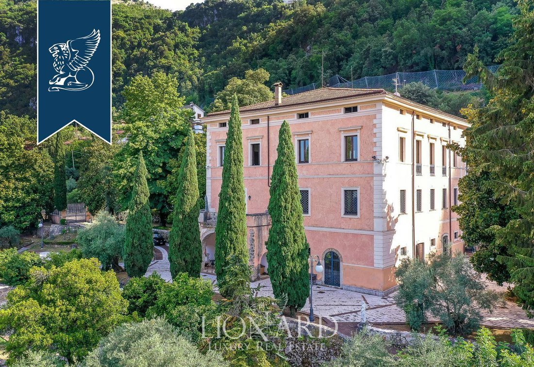 Villa in Esperia, Lazio, Italy 1 - 12196232