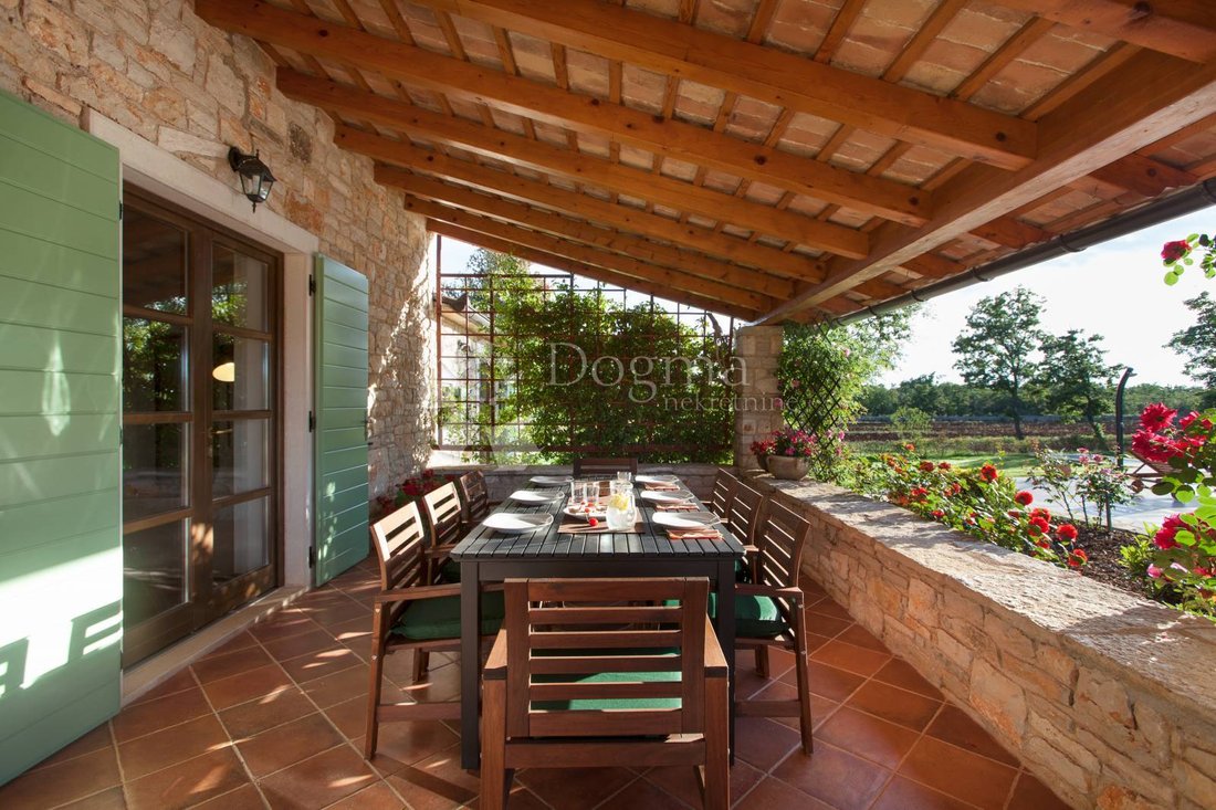 House in Bale, Istria County, Croatia 1 - 15066218