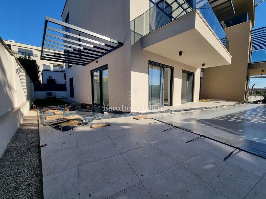 Apartment in Tar, Istria County, Croatia 2 - 15066292