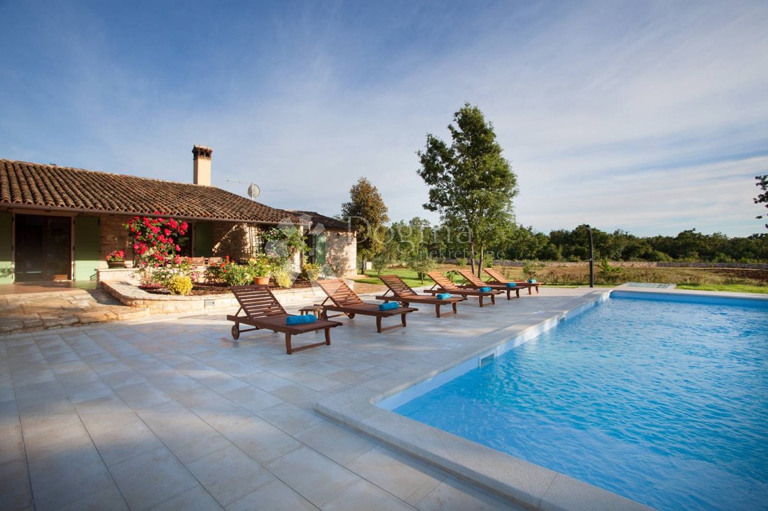House in Bale, Istria County, Croatia 2 - 15066218
