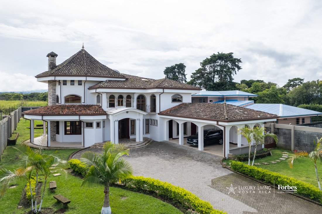 House in San Isidro, Heredia Province, Costa Rica 1 - 15066642