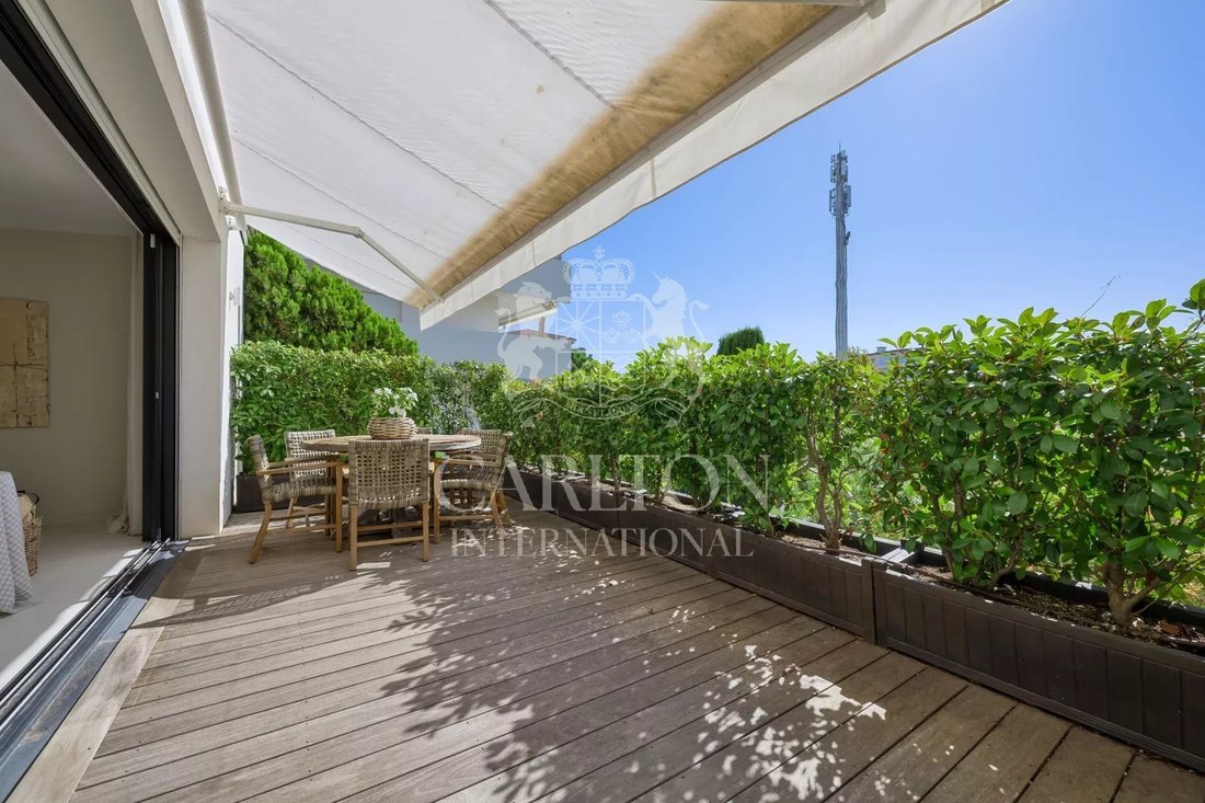 Villa in Cannes, Provence-Alpes-Côte d'Azur, France 3 - 14761437