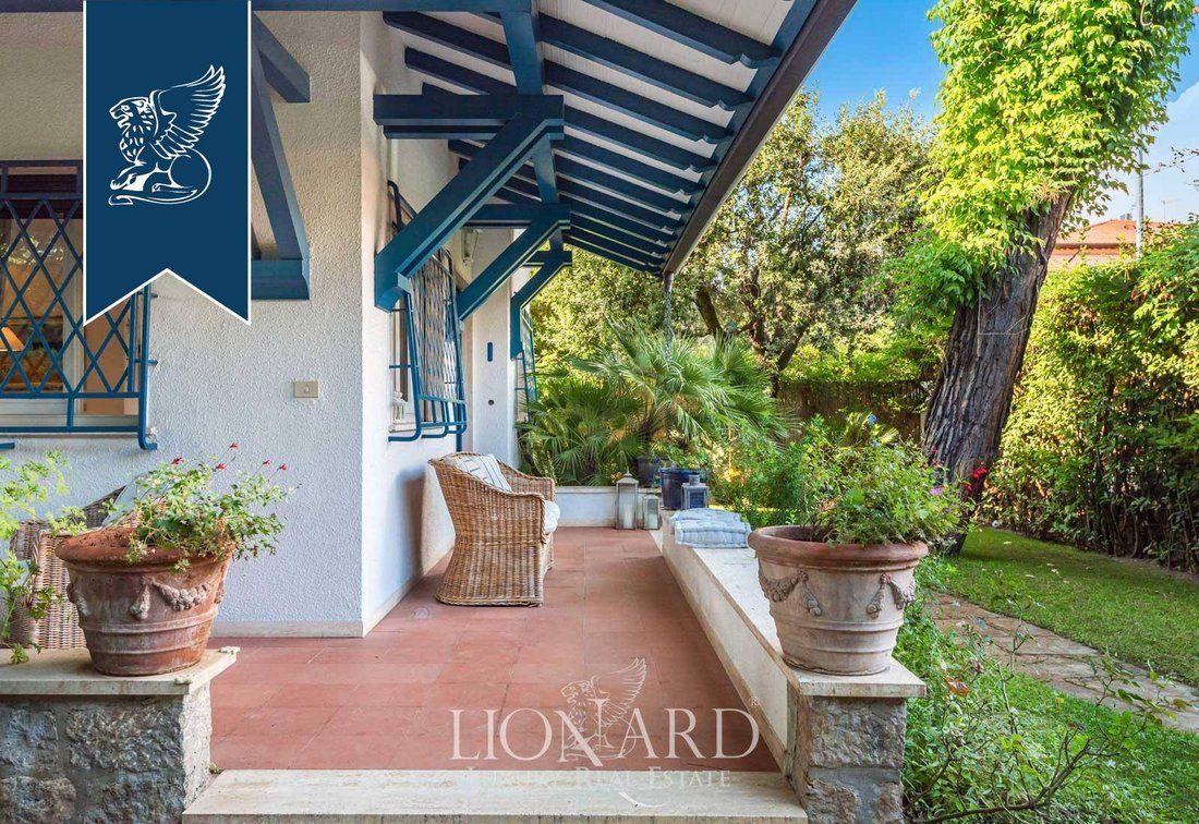 Villa in Center, Forte dei Marmi, Tuscany 5 - 13976581