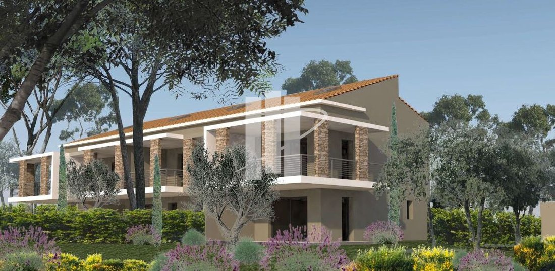 Apartamento en Saint-Raphaël, Provenza-Alpes-Costa Azul, Francia 5 - 15066599