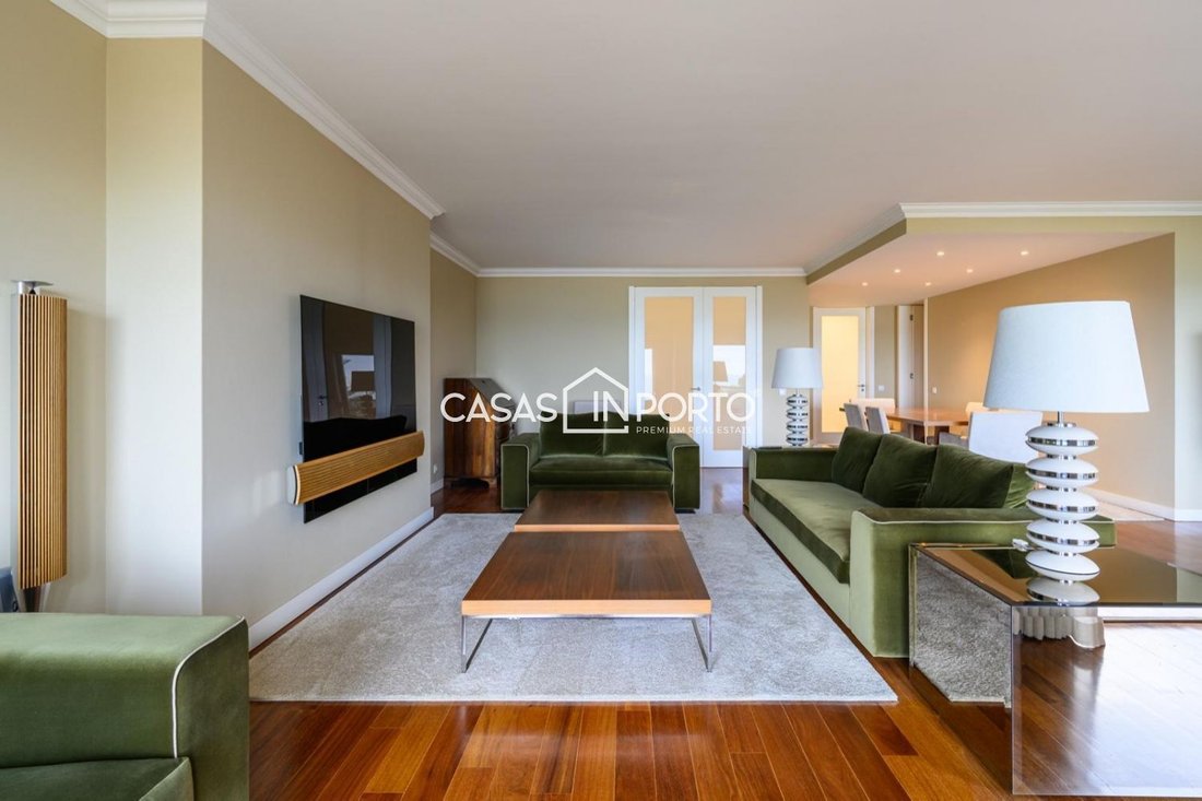 Apartment in Cedofeita, Santo Ildefonso, Se, Miragaia, Sao Nicolau e Vitoria, Porto District, Portugal 4 - 15066925