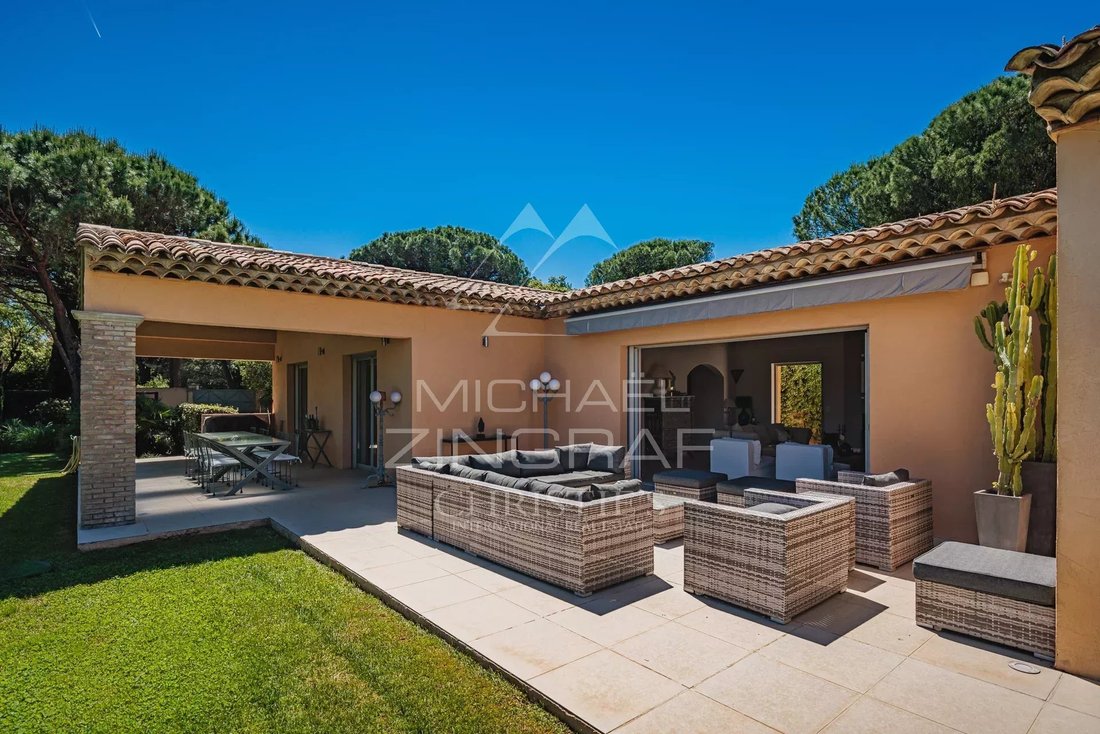 Villa in Ramatuelle, Provence-Alpes-Côte d'Azur, France 4 - 15068115