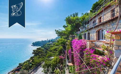Villa in Sasso di Bordighera, Bordighera, Liguria 1