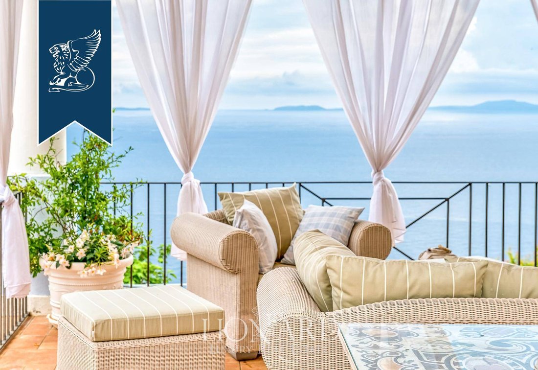 Villa in Anacapri, Campania, Italy 3 - 13458299