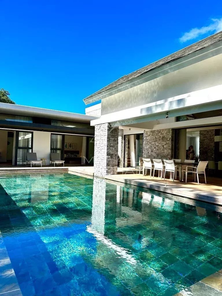 Villa in Grand Baie, Rivière du Rempart District, Mauritius 3 - 13713938