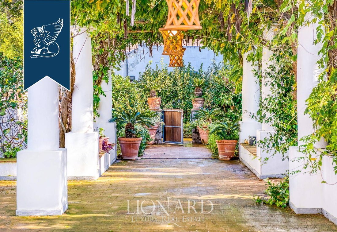 Villa in Anacapri, Campania, Italy 3 - 13976504