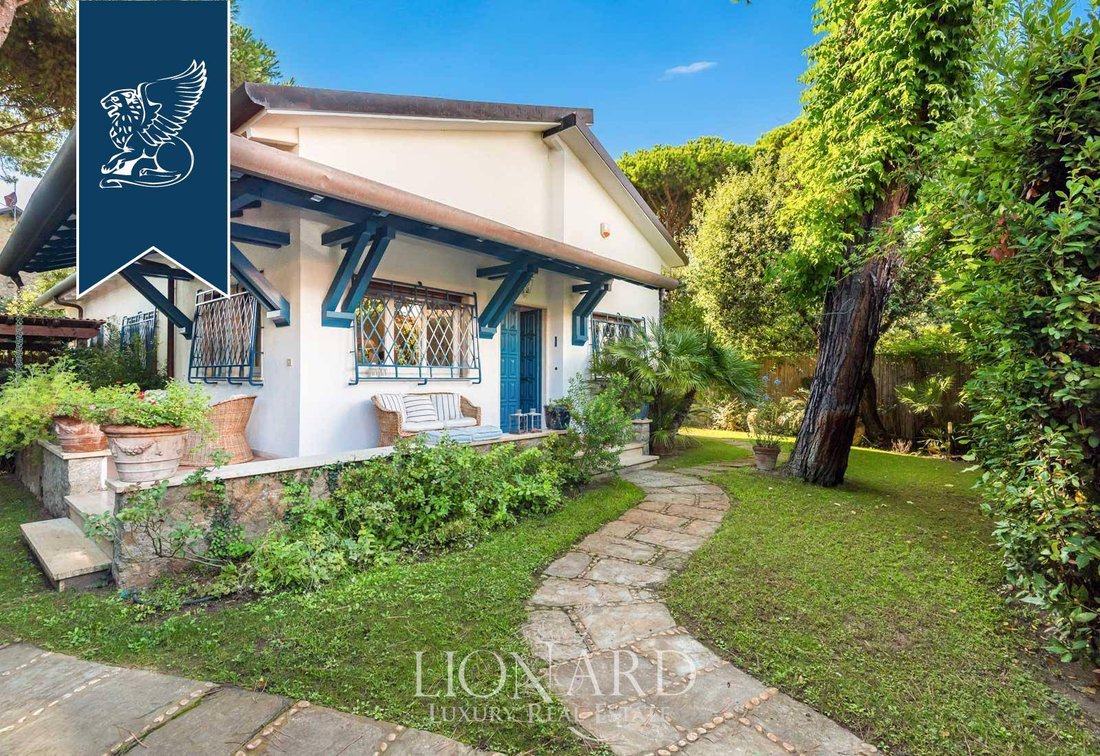 Villa in Center, Forte dei Marmi, Tuscany 3 - 13976581