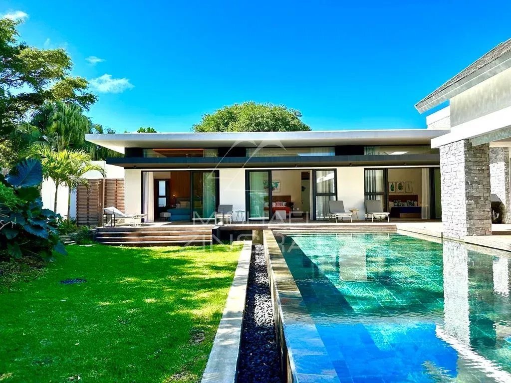 Villa in Grand Baie, Rivière du Rempart District, Mauritius 1 - 13713938
