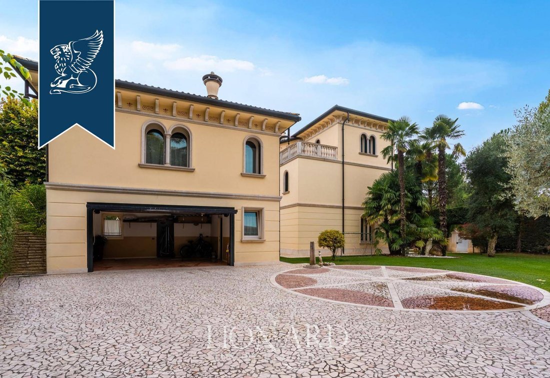 Villa in Chiarano, Veneto, Italy 4 - 15069197