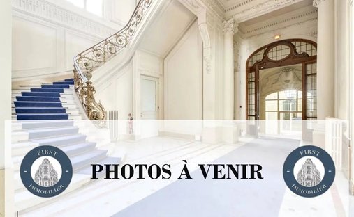 Apartment in Porte Dauphine, Paris 16e Arrondissement, Paris 1