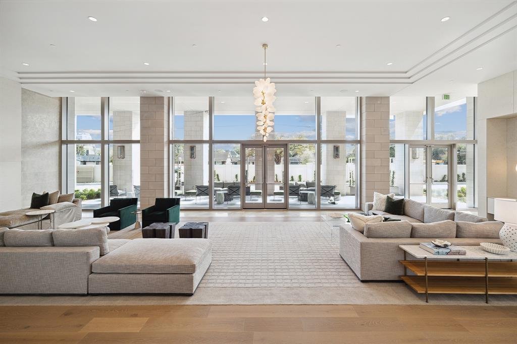 Condo Houston In Houston, Texas, United States For Sale (15067287)