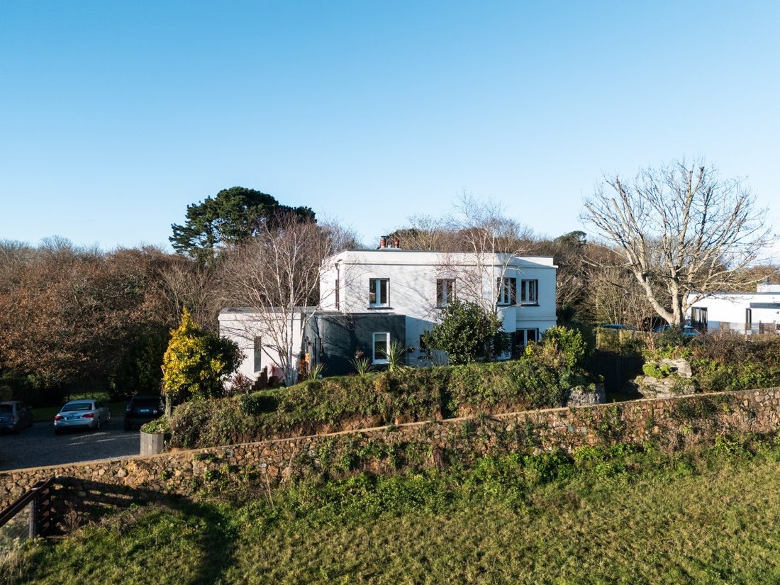 House in England 1 - 14850728