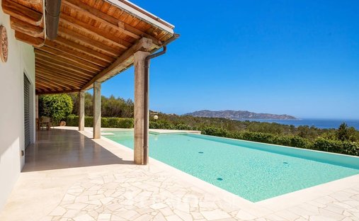 Villa a Sardegna, Italia 1