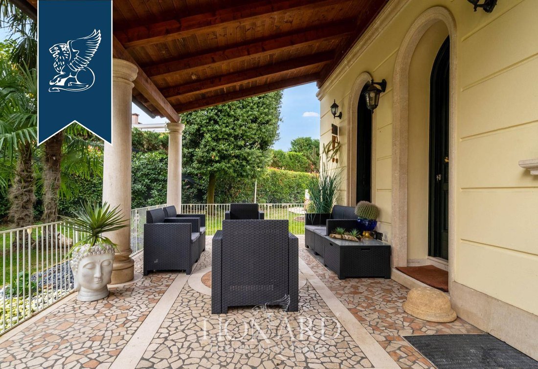 Villa in Chiarano, Veneto, Italy 5 - 15069197