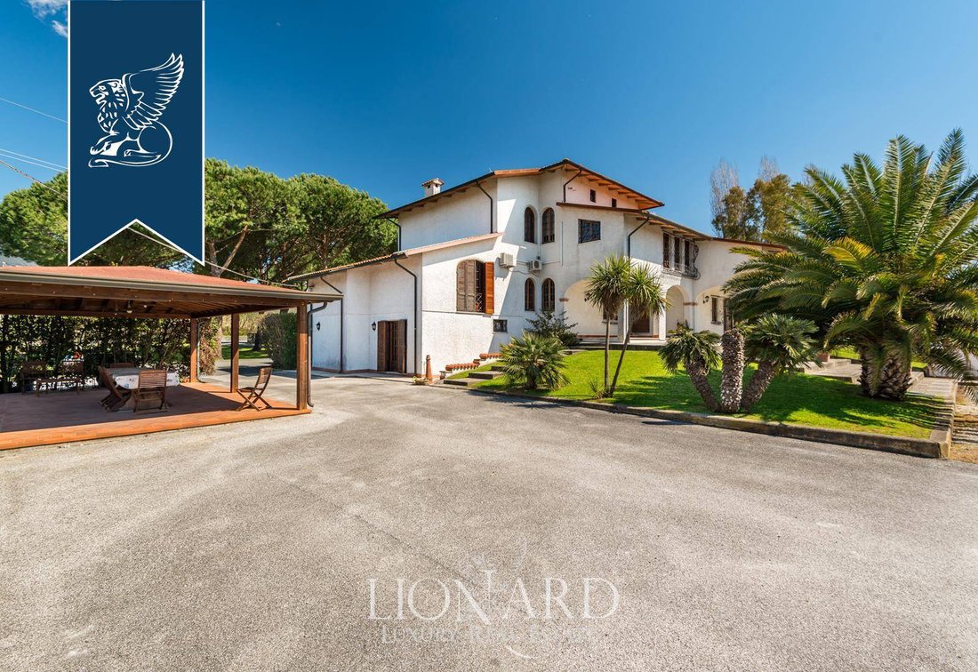 Villa in Pietrasanta, Tuscany, Italy 5 - 12919111