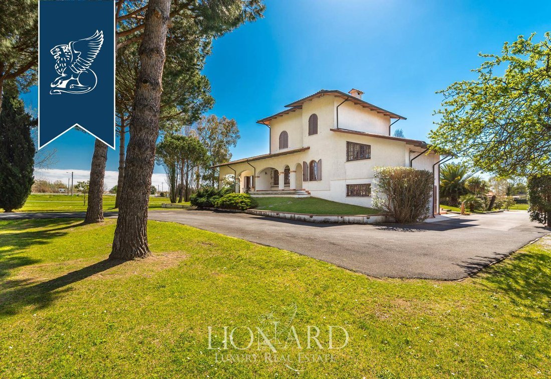 Villa in Pietrasanta, Tuscany, Italy 4 - 12919111