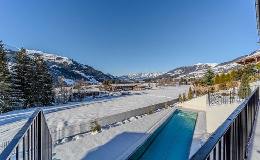 Chalet in Aurach bei Kitzbühel, Tirol, Österreich 1