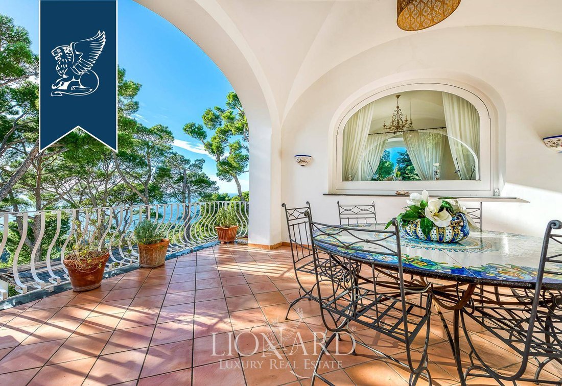 Villa in Anacapri, Campania, Italy 1 - 13976504